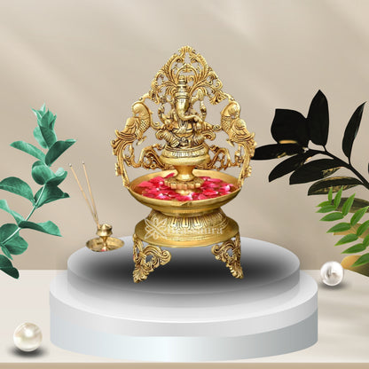 Brass Urli Statue Weight 4.52 Kg And Height 12.9 Inch