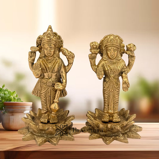 Brass Vishnu laxmi Idol for Home and Decor Weight .6 Kg Height 12 cm