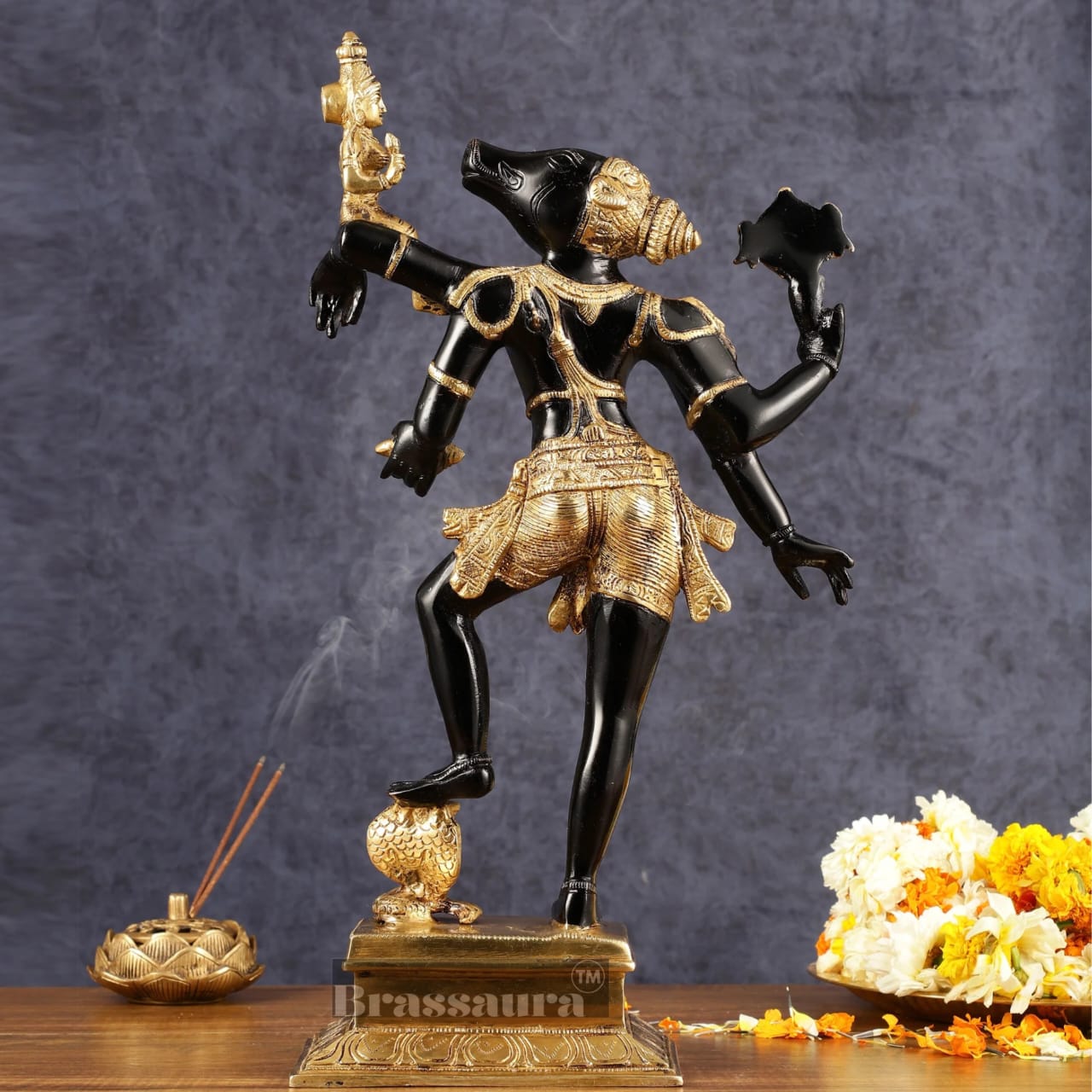 Brassaura™ Pure Brass Lord Varaha with Bhooma Devi Idol – 17.5 Inch Height, 6.3 kg Weight | Handcrafted Vishnu Avatar Statue for Home & Temple