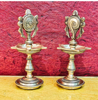 Brassaura™ Brass Shankhu Chakra Panchdeepam Oil Lamps – Height 9 Inches | Pair of 5-Wick Lamps, 2.5 Kgs
