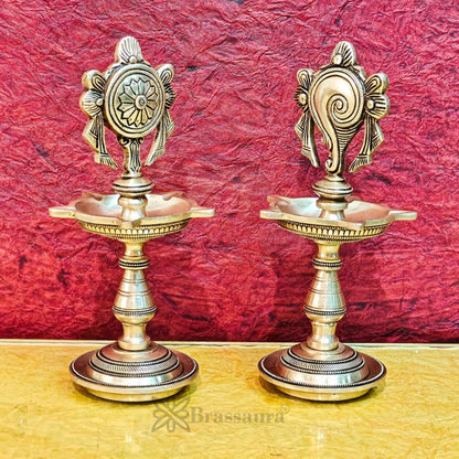 Brassaura™ Brass Shankhu Chakra Panchdeepam Oil Lamps – Height 9 Inches | Pair of 5-Wick Lamps, 2.5 Kgs