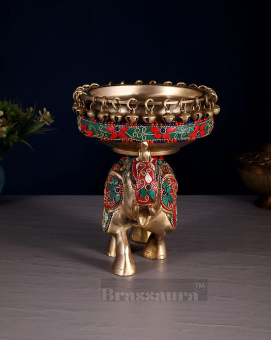 Brassaura® Decorative Brass Elephant Urli Bowl – 3 Kg, 7.5 Inch Height – Floating Diya Bowl for Living Room & Entrance Decor