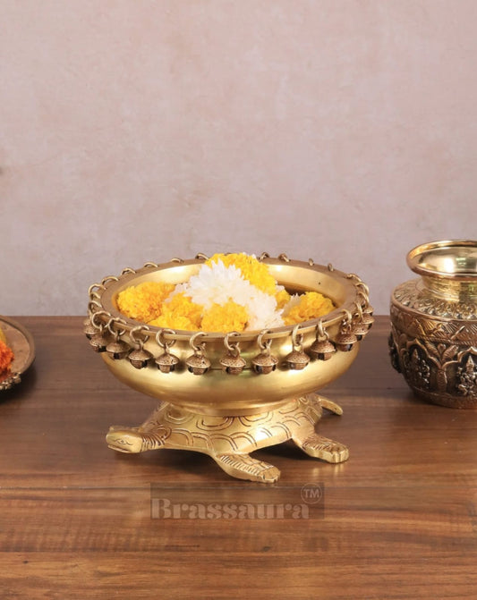 Brassaura™ Small Brass Urli Bowl on Tortoise Base – 2.5 kgs, 5 Inches Height – Vastu & Feng Shui Decor in Matte Gold Finish