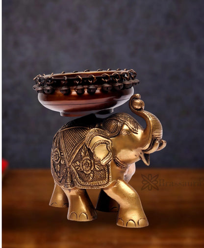 Brassaura™ Classic Brass Urli Bowl – 3 kgs, 7.5 Inches Height – Traditional Flower & Diya Bowl for Home Decor