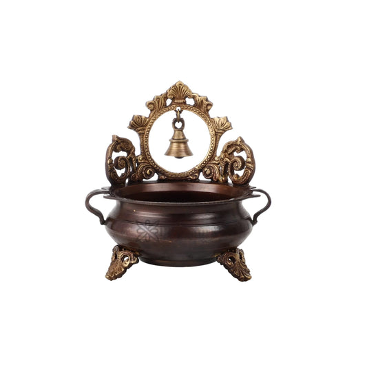 Brassaura™ Classic Brass Urli Bowl – 1.4 kgs, 7 Inches Height – Decorative Flower & Diya Bowl for Home Ambiance
