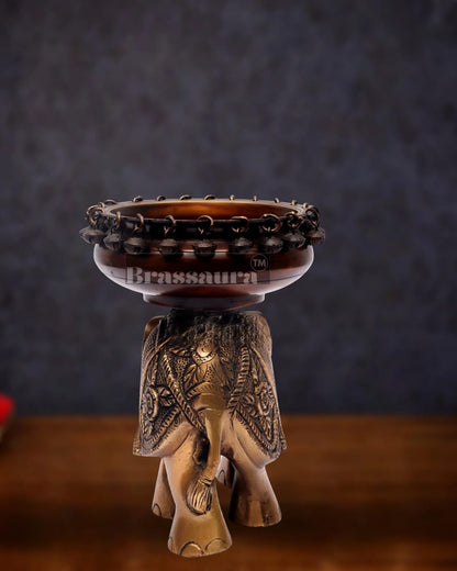 Brassaura™ Classic Brass Urli Bowl – 3 kgs, 7.5 Inches Height – Traditional Decorative Bowl for Flowers & Diyas