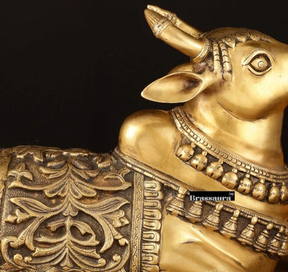 Brassaura™ Large Brass Superfine Nandi Sculpture – Height 14 Inches & Weight 15 Kgs | Handcrafted Devotional Idol