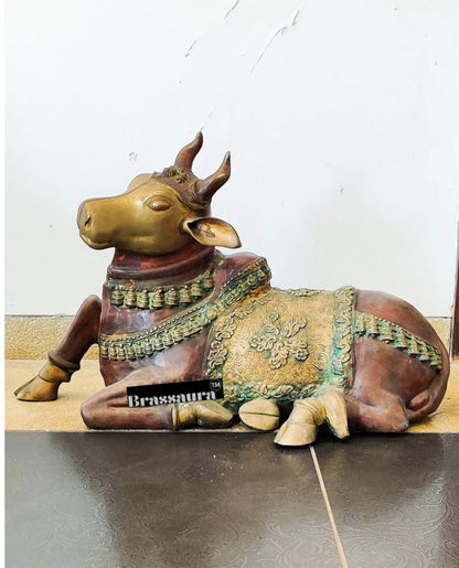 Brassaura™ Antique Brass Large Nandi Sculpture – Height 21.5 Inches & Weight 30 Kgs | Traditional Temple Idol