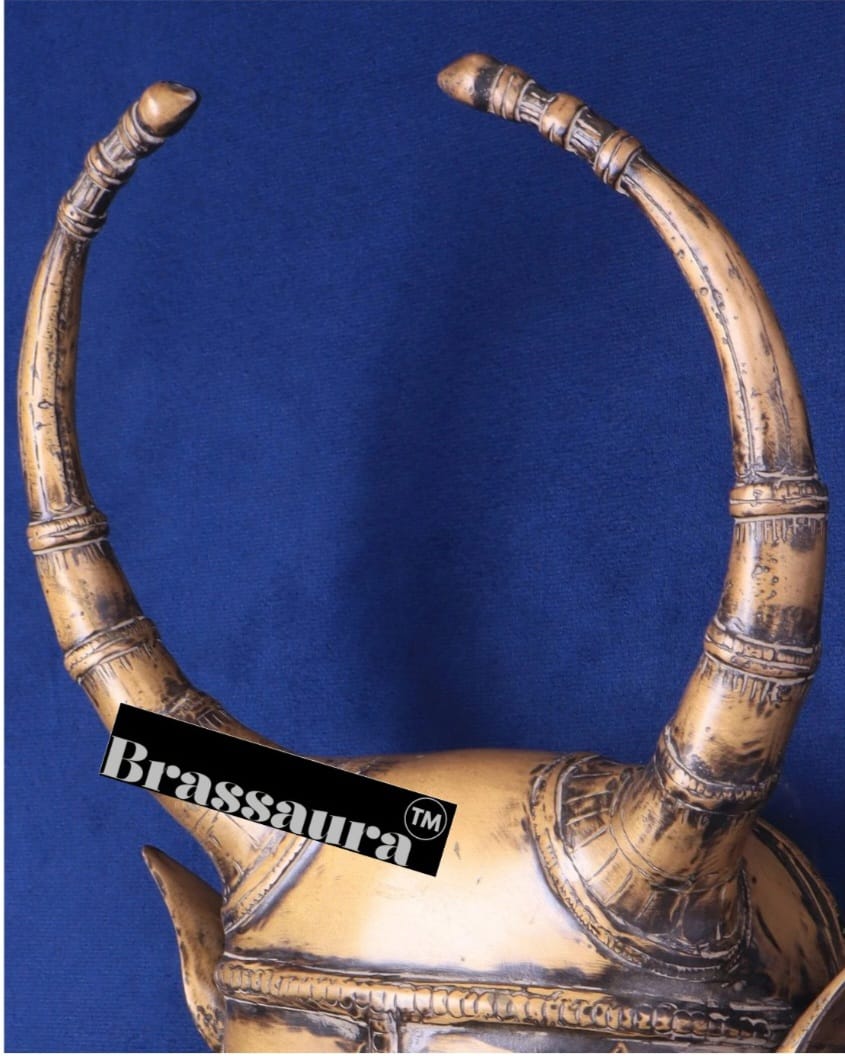 Brassaura™ Vintage Brass Bull Face Wall Hanging – Height 18 in, Weight 6 kg