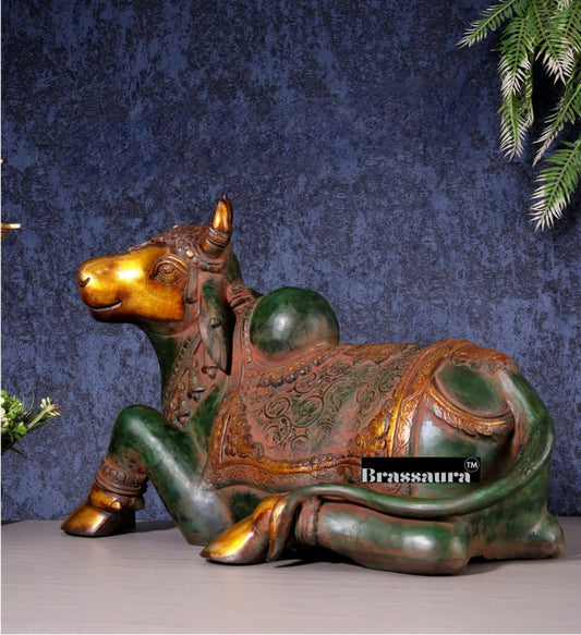 Brassaura® Handcrafted Brass Nandi Idol – Height 14.5 Inches & Weight 20 Kgs | Vintage Green & Red Patina Finish