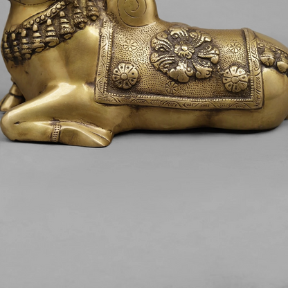 Brassaura® Seated Nandi Bull Statue | Antique Finish Brass Sculpture | Height 10 Inches & Weight 3.52 Kgs