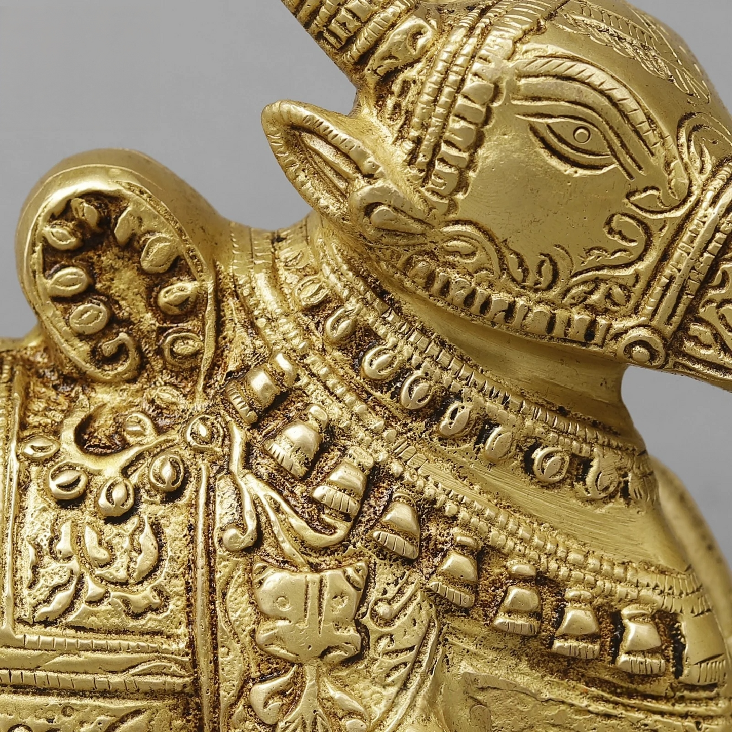 Brassaura® Brass Nandi Statue | Height 5 Inches