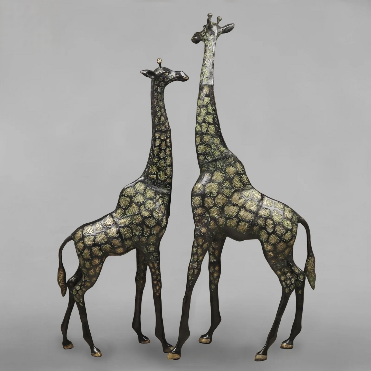 Brassaura® Brass Giraffe Standing Statue Set | Black Green Finish Wildlife Décor | Height 52 Inches & Weight 43.14 Kgs