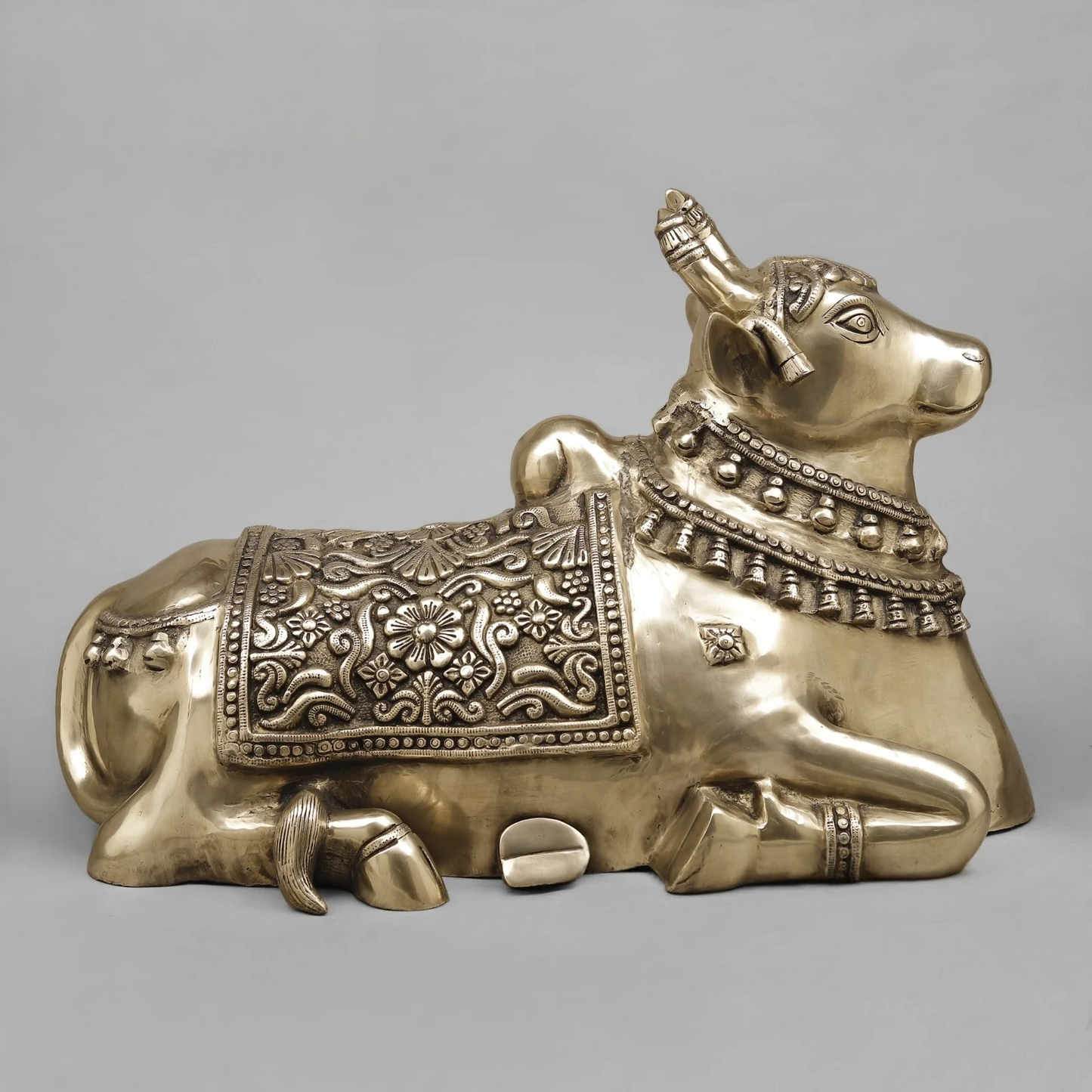 Brassaura® Sacred Kamadhenu Cow Brass Statue | Symbol of Prosperity & Divine Abundance | Height 17 Inches & Weight 31 Kgs