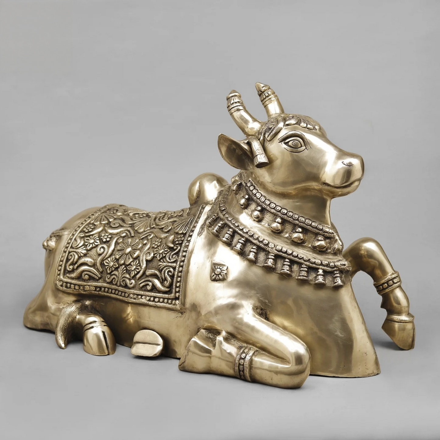 Brassaura® Sacred Kamadhenu Cow Brass Statue | Symbol of Prosperity & Divine Abundance | Height 17 Inches & Weight 31 Kgs