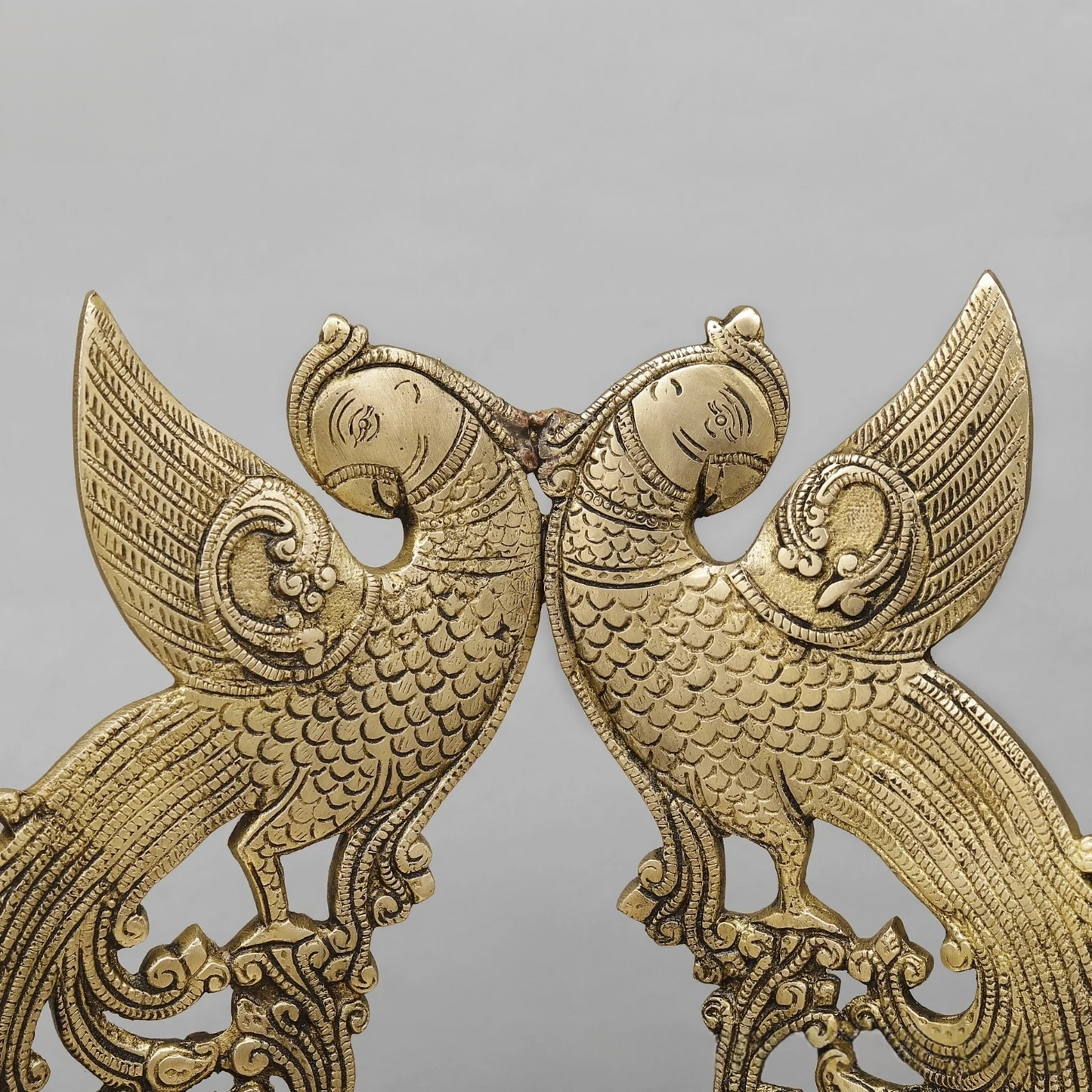Brassaura® Peacock Brass Urli Bowl | Ornate Decorative Centerpiece | Height 15 Inches & Weight 11.42 Kgs
