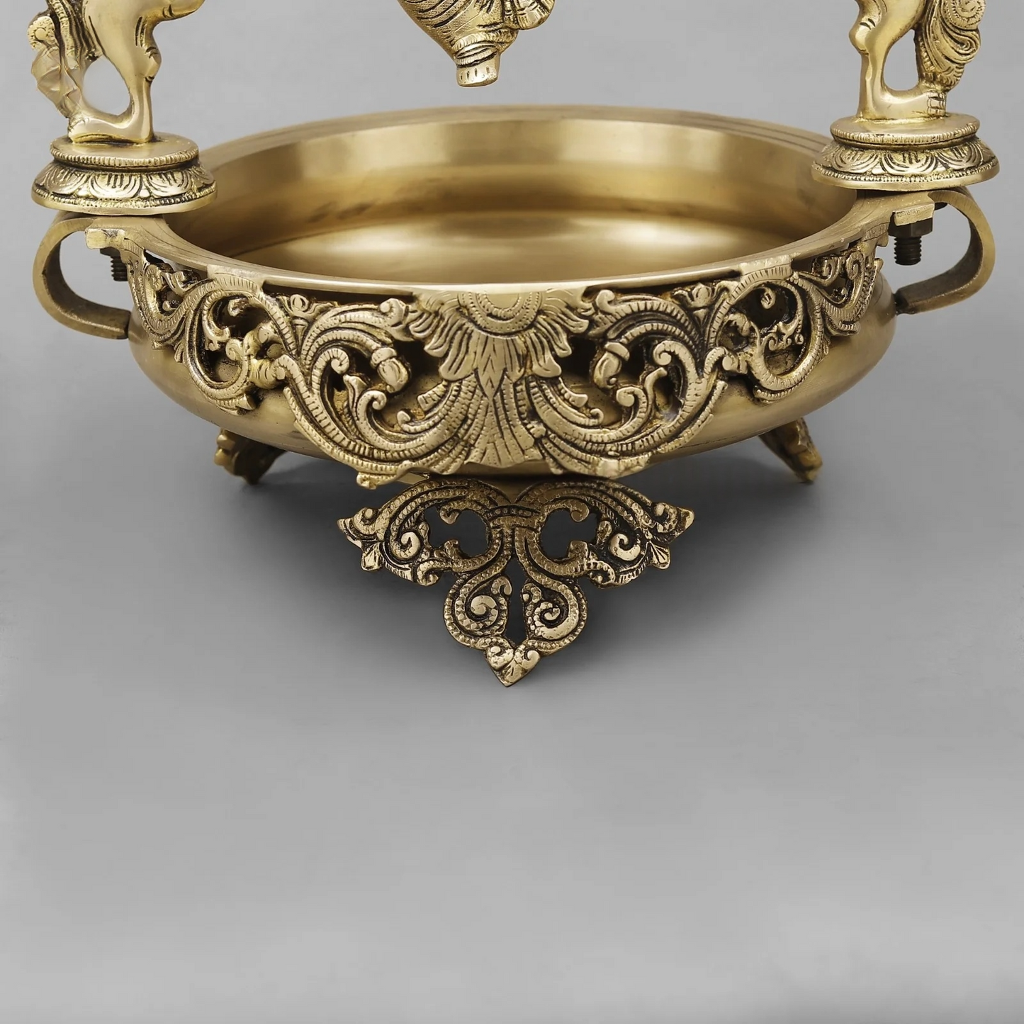 Brassaura® Lord Ganesha Jhula Brass Urli | Ornate Temple Design | Height 21 Inches & Weight 12.24 Kgs