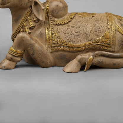 Brassaura® Brass Nandi Bull Idol | Sacred Nandi Maharaj Statue with Traditional Ornamental Detailing | Premium Brass Sculpture for Home Temple, Spiritual Décor & Gifting | 20 Inches | 19.1 Kg