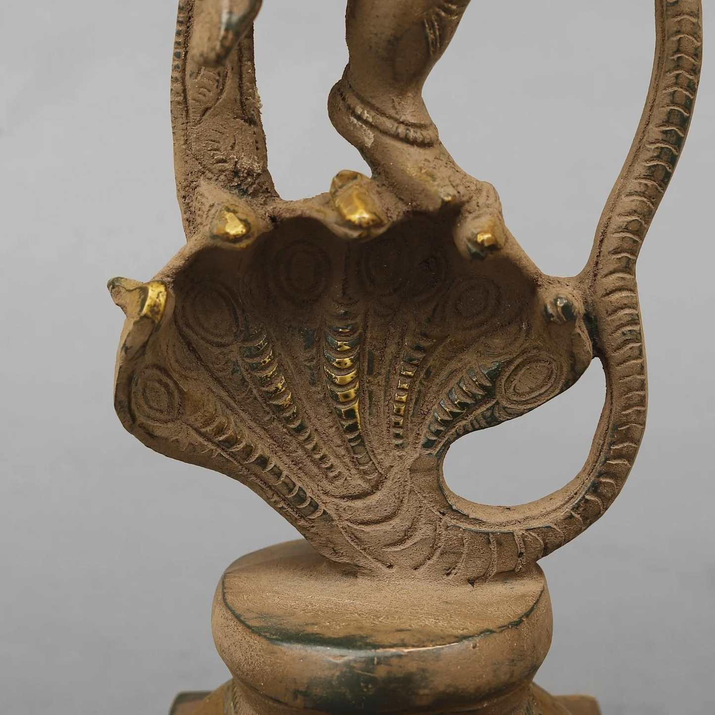 Brassaura® Brass Dancing Lord Ganesha with Serpent Arch | Handcrafted Premium Brass Ganpati Murti for Home Temple, Office & Spiritual Décor | Antique Finish | 12.5 Inches | 3.76 Kg