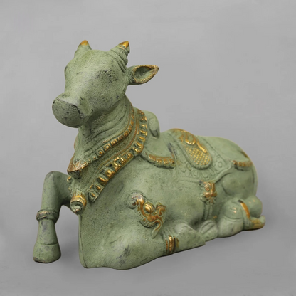 Brassaura® Brass Nandi Bull Statue | Handcrafted Sacred Nandi Idol for Home Temple, Pooja Room & Office Décor | Antique Green Finish | Premium Brass Murti | 7 Inches | 3.28 Kg