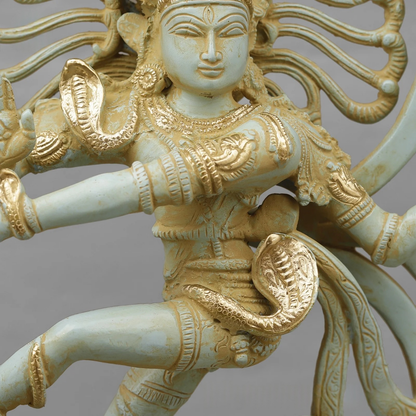 Brassaura® Brass Nataraja Shiva Statue | Handcrafted Dancing Lord Shiva Idol for Home Temple, Living Room & Office Décor | Antique Dual Tone Finish | Premium Brass Murti | 21 Inches | 10.72 Kg