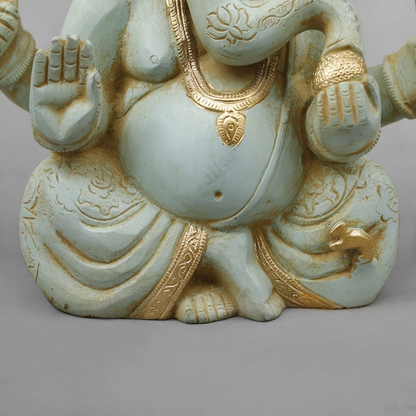 Brassaura® Brass Lord Ganesha Idol | Seated Ganpati Murti with Traditional Detailing & Blessing Pose | Sacred Brass Sculpture for Home Temple, Spiritual Décor & Gifting | 7.5 Inches | 3.3 Kg