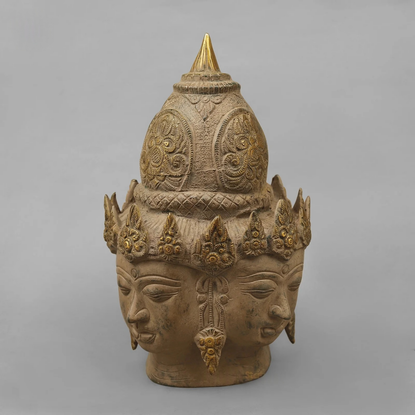 Brassaura® Brass Four-Faced Buddha Head Statue | Chaturmukha Buddha Sculpture with Intricate Traditional Detailing | Sacred Brass Décor for Home, Meditation Space & Gifting | 13 Inches | 9.82 Kg