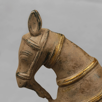 Brassaura® Brass Horse Statue | Decorative Standing Horse Figurine with Traditional Handcrafted Detailing | Premium Brass Sculpture for Home Décor, Office, Vastu & Gifting | 12.5 Inches | 5.08 Kg