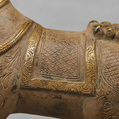 Brassaura® Brass Horse Statue | Decorative Standing Horse Figurine with Traditional Handcrafted Detailing | Premium Brass Sculpture for Home Décor, Office, Vastu & Gifting | 12.5 Inches | 5.08 Kg