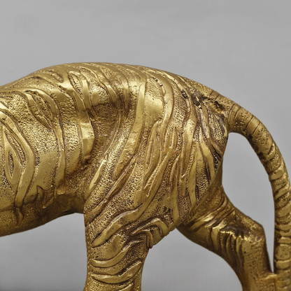 Brassaura® Brass Tiger Statue | Majestic Walking Tiger Figurine with Intricate Detailing | Premium Brass Animal Sculpture for Home Décor, Office, Vastu & Gifting | 13 Inches | 3.7 Kg