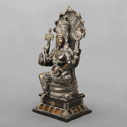 Brassaura® Lord Vishnu Statue | Pure Brass Vishnu Idol with Antique Dual-Tone Finish | Large Religious Sculpture for Home Temple, Pooja Room & Spiritual Décor | 20 Inch | 15.9 Kg