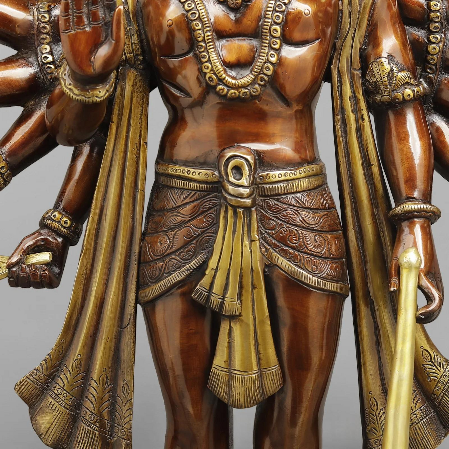 ब्रासोरा® वृंदावन वेणुगोपाल कृष्ण पीतल की प्रतिमा मोर के साथ | एंटीक नीला और सुनहरा रंग | ऊँचाई 20 इंच