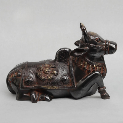 Brassaura® Brass Nandi Bull Idol with Antique Black Finish | Handcrafted Sacred Nandi Statue for Home Temple, Shiva Altar & Spiritual Décor | Height 7.5 Inches | Weight 3.84 Kgs