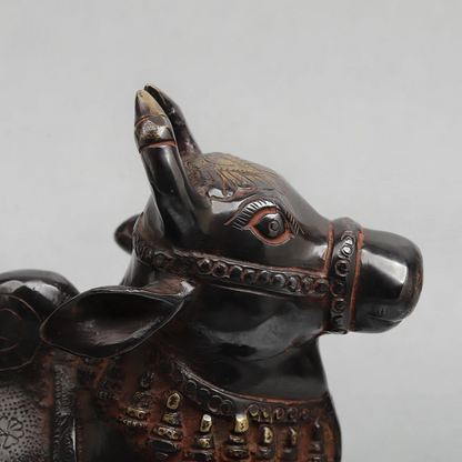Brassaura® Brass Nandi Bull Idol with Antique Black Finish | Handcrafted Sacred Nandi Statue for Home Temple, Shiva Altar & Spiritual Décor | Height 7.5 Inches | Weight 3.84 Kgs