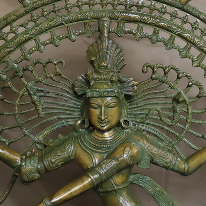 ब्रासोरा® वृंदावन वेणुगोपाल कृष्ण पीतल की प्रतिमा मोर के साथ | एंटीक नीला और सुनहरा रंग | ऊँचाई 20 इंच