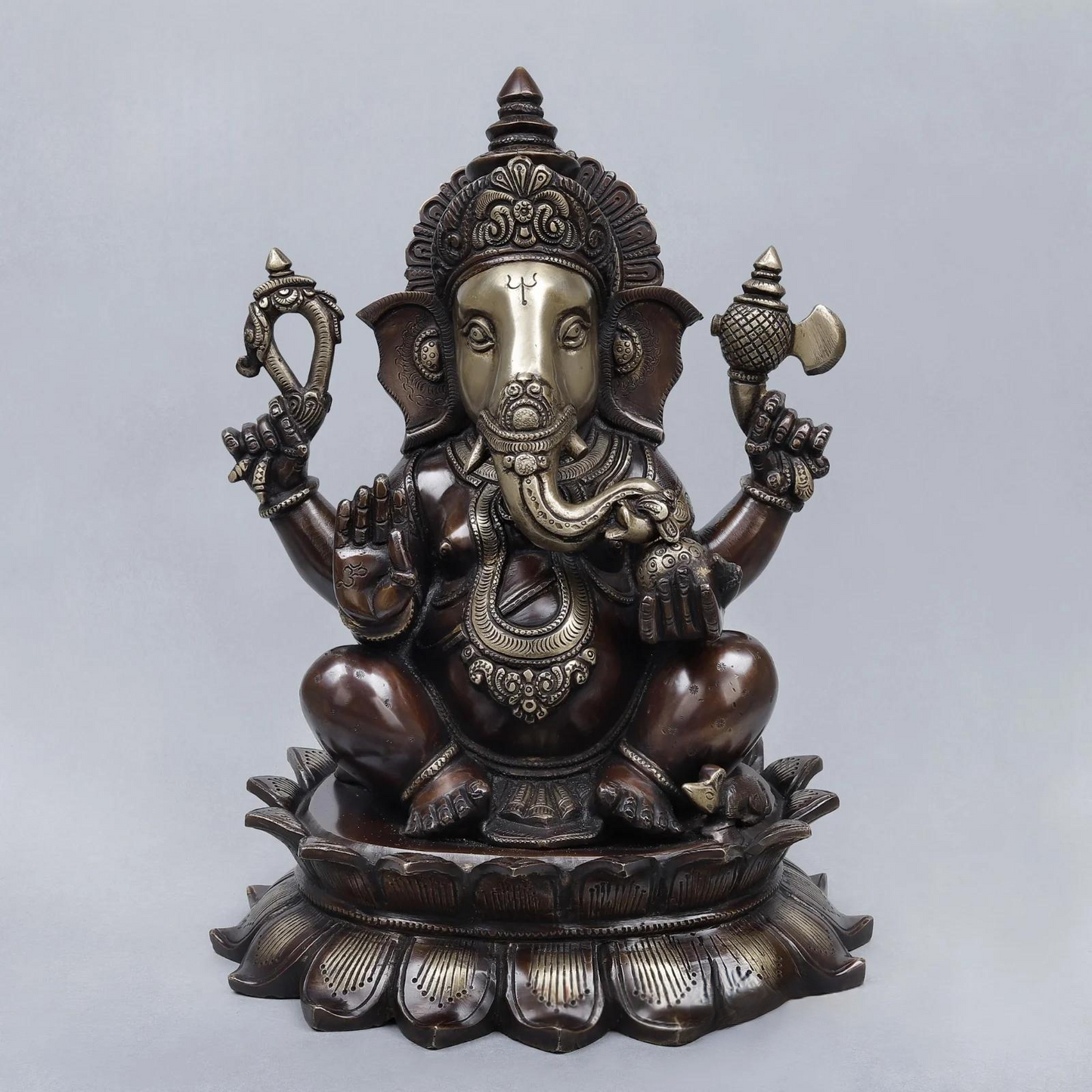 Brassaura® Ganesha Seated Idol with Antique Brown & Silver-Tone Finish | Pure Superfine Brass Handcrafted Murti | Brass Statue for Home Temple, Pooja Room | Height 14 Inches | Weight 13.9 Kgs