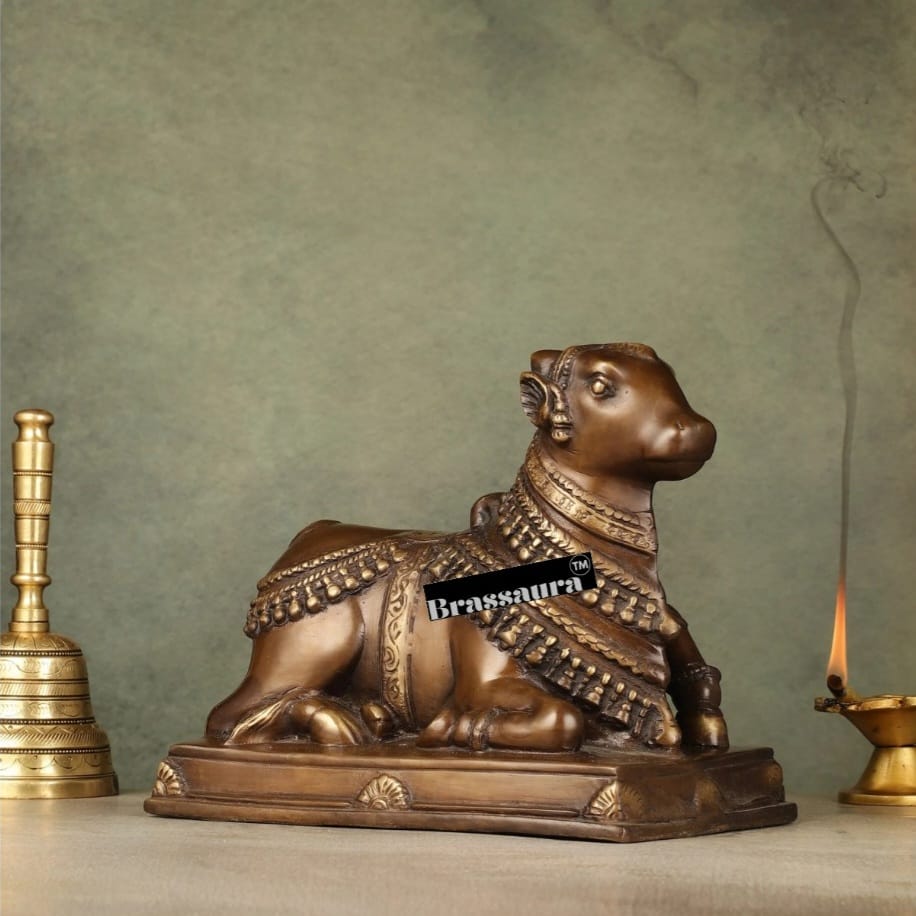 Brassaura™ Handcrafted Brass Nandi Statue – Height 8 Inches & Weight 3.97 Kgs | Devotional Sculpture