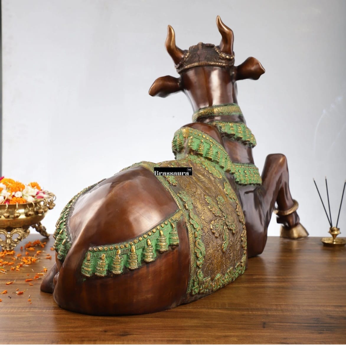 Brassaura™ Antique Brass Large Nandi Sculpture – Height 21.5 Inches & Weight 30 Kgs | Traditional Temple Idol