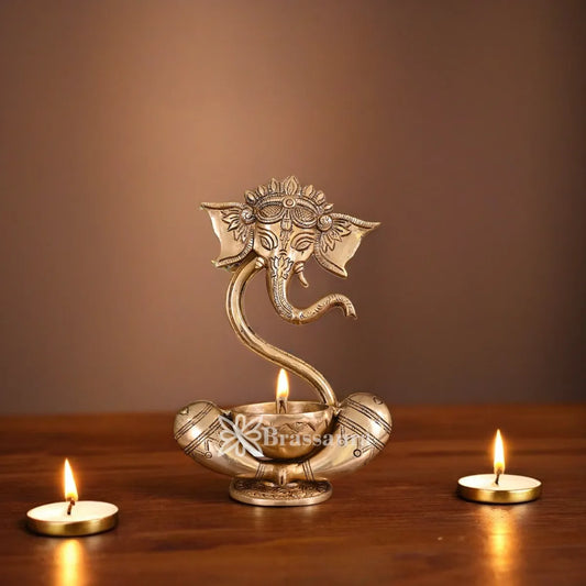 Brass Ganesh Deepak Weight 1.277 Kg And Height 7.5 Inch