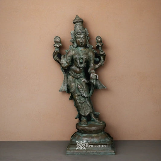 Brassaura™ Artistic Brass Laxmi Idol – Height 17.5 Inches & Weight 6.9 Kgs | Home & Puja Décor
