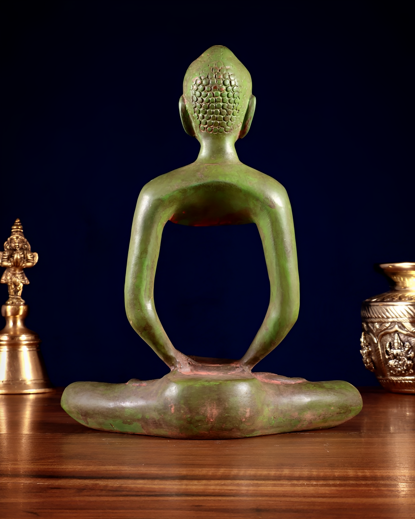 Brass Gem Stone Work Bhumisprasa Buddha Statue Weight 2.7 kg & Height 11.4 Inch