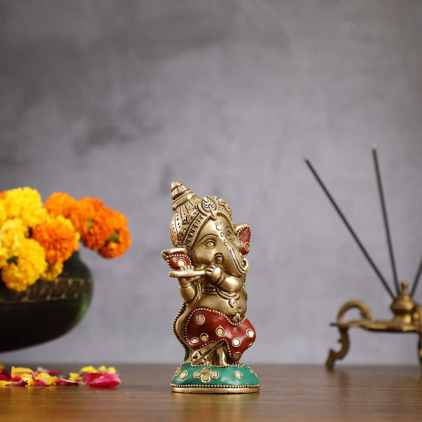 Brassaura™ Brass Lord Ganesha Playing Flute | Handcrafted for Study Table & Temple | Height 5 Inches & Weight 1 Kg