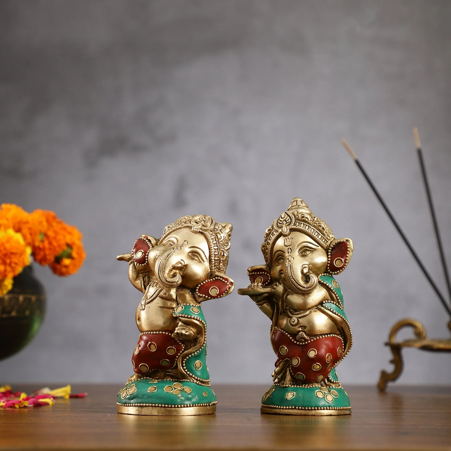 Brassaura™ Set of 2 Baby Lord Ganesha Idols | Brass with Stonework & Golden Accents | Height 5 Inches & Total Weight 2.5 Kgs