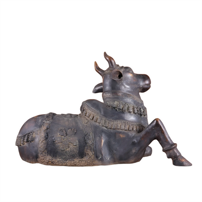 Brassaura™ Antique Brass Nandi Sculpture – Height 21.5" & Weight 30 Kgs | Sand & Rustic Green Patina Finish