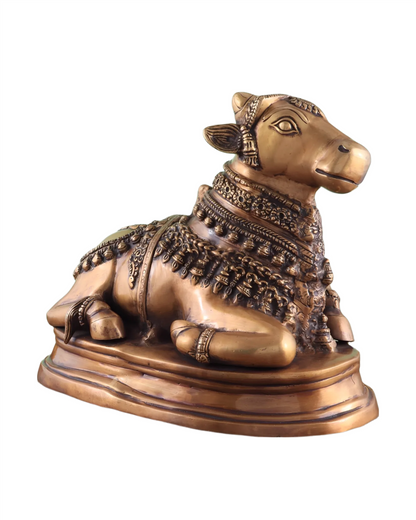 Brassaura™ Handcrafted Brass Nandi Statue – Height 13.5" & Weight 10.5 Kgs | Vintage Detailing