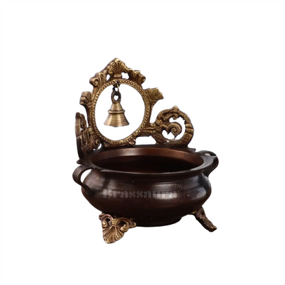 Brassaura™ Classic Brass Urli Bowl – 1.4 kgs, 7 Inches Height – Decorative Flower & Diya Bowl for Home Ambiance