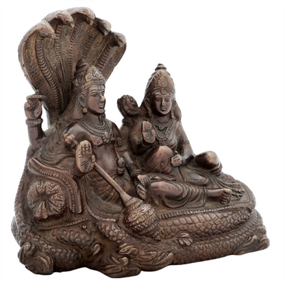 ब्रासौरा® भगवान विष्णु और देवी लक्ष्मी शेषनाग पर | पीतल की मूर्ति | ऊँचाई 15 इंच व वज़न 2.20 किलोग्राम