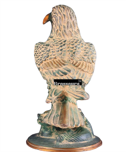 Brassaura™ Pure Brass Eagle Statue – Height 13 in, Weight 6.55 kg – Green Sand Patina Tone