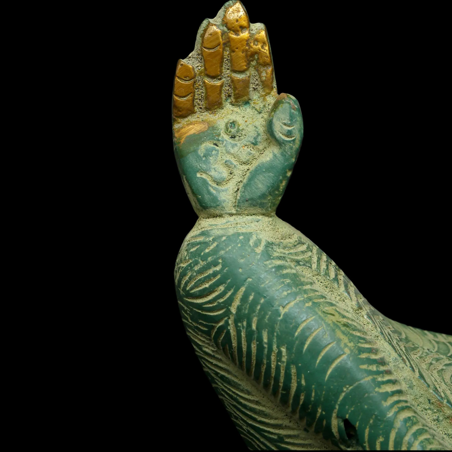 Brassaura™ Modern Brass Ganesha Statue | Height 7 Inches & Weight 1.12 kgs
