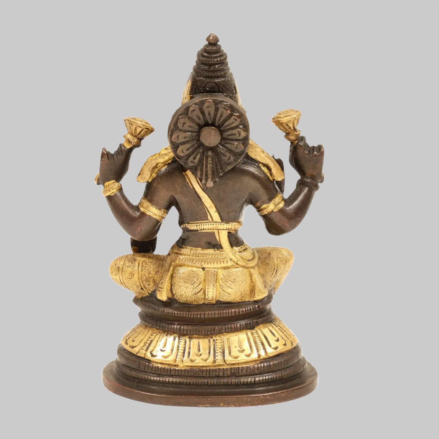 ब्रैसौरा® पीतल लक्ष्मी देवी प्रतिमा | ऊँचाई 5.51 इंच और वज़न 0.90 किलो